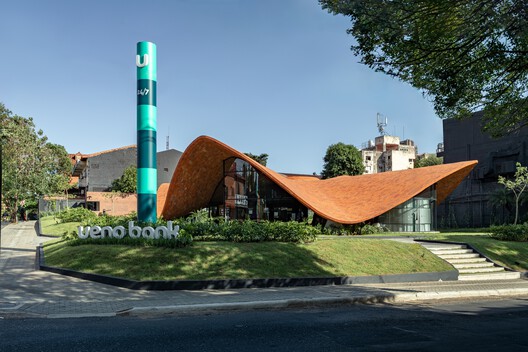 Sucursal Ensayo Ameba / BAUEN - Imagen 7 de 24