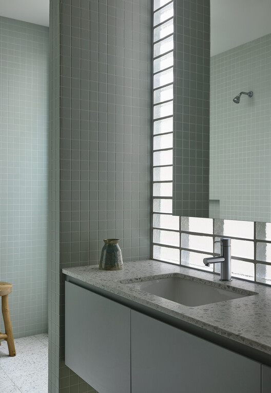 Home Pavilion / MRTN Architects - Interior Photography, Bathroom, Glass, Sink