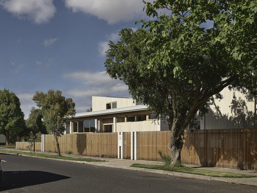 Home Pavilion / MRTN Architects - Image 31 of 37