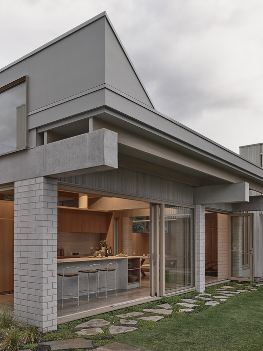 Home Pavilion / MRTN Architects - Image 35 of 37