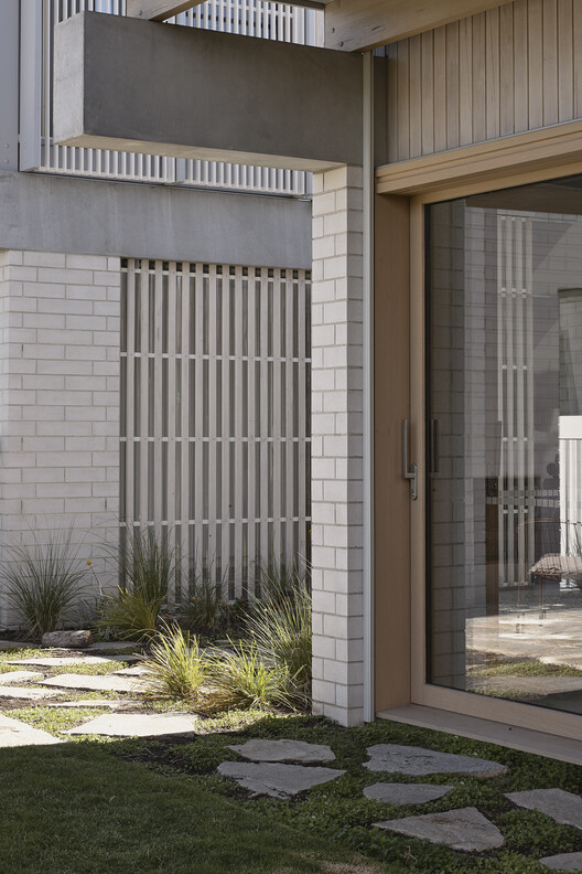 Home Pavilion / MRTN Architects - Image 22 of 37