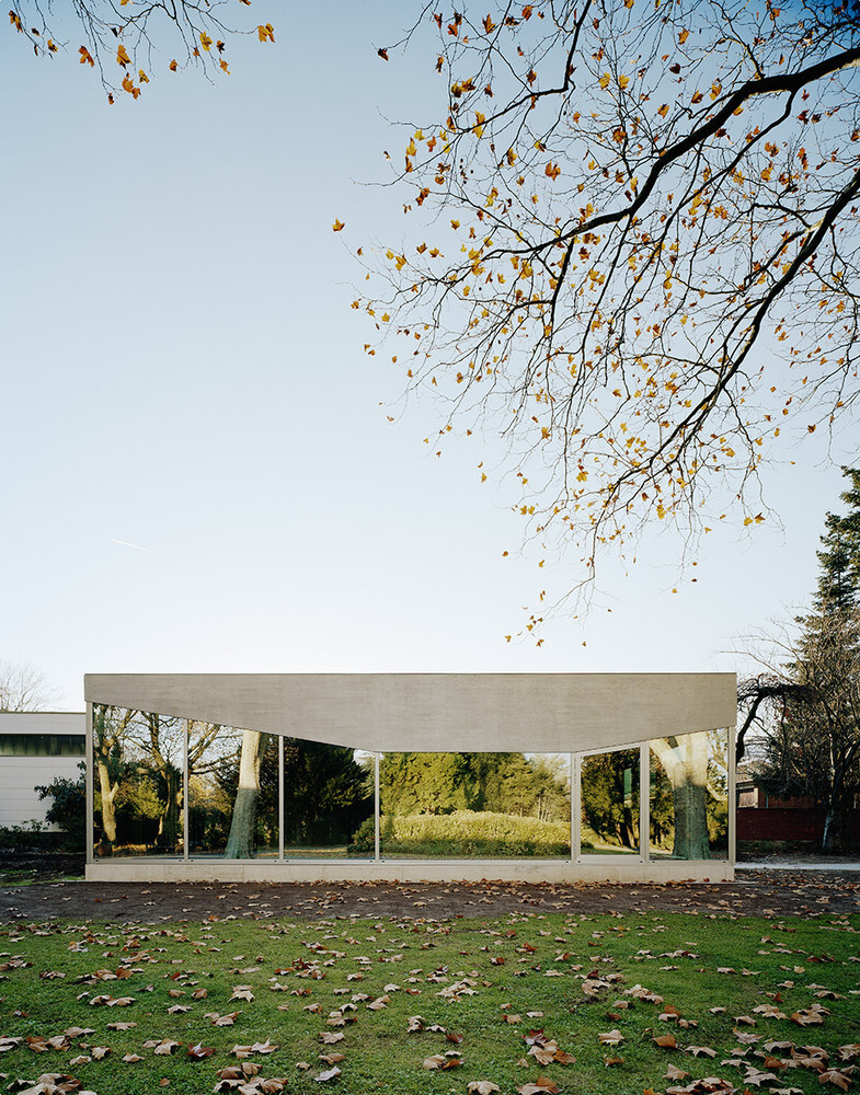 Cimitrical Ridge Building Gallery of Cities of the Dead: 10 Projects Exploring Burial ...