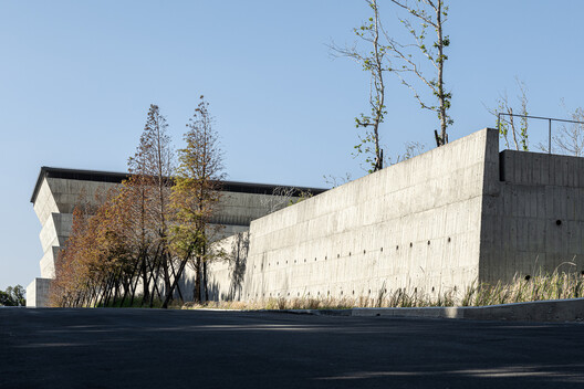 Cities of the Dead: 10 Projects Exploring Burial Architecture - Image 11 of 19