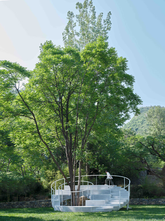 Circle Pit / Studio Clash Circle Pit / Studio Clash - Image 13 of 26