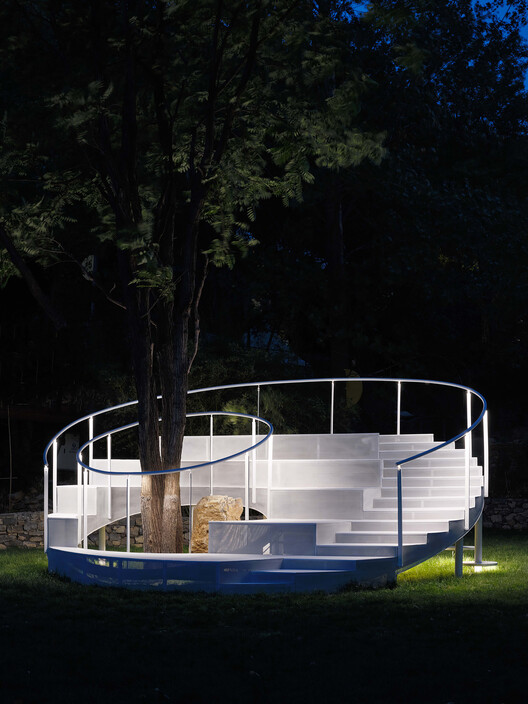 Circle Pit / Studio Clash Circle Pit / Studio Clash - Image 17 of 26