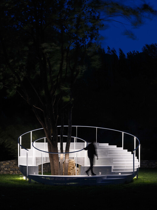 Circle Pit / Studio Clash Circle Pit / Studio Clash - Exterior Photography