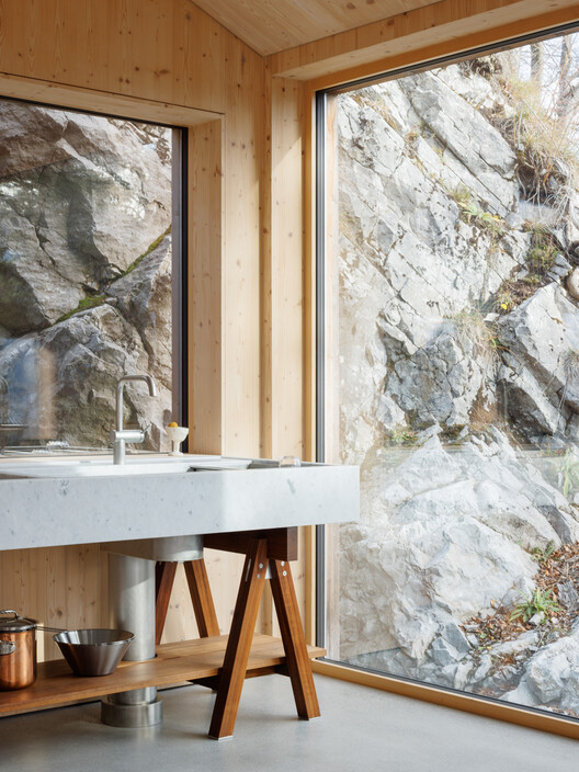 Swiss Alpine Cabin Reconstruction / Guča arch. - Image 19 of 34