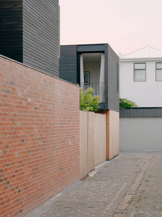 Fitzroy North Terrace / Field Office Architecture - Image 7 of 19
