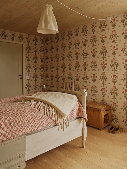 Villa Färingsö - Artist's House / Strombro Building Workshop - Interior Photography, Bedroom, Wood, Bed