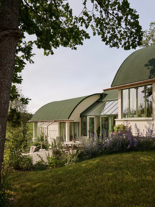 Villa Färingsö - Artist's House / Strombro Building Workshop - Exterior Photography, Garden