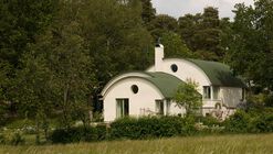 Villa Färingsö - Artist's House / Strombro Building Workshop