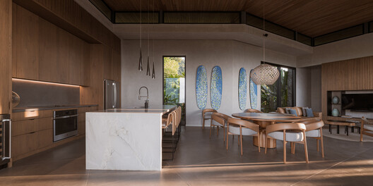 Casa Komorebi / Studio Saxe - Interior Photography, Kitchen, Wood, Countertop, Chair