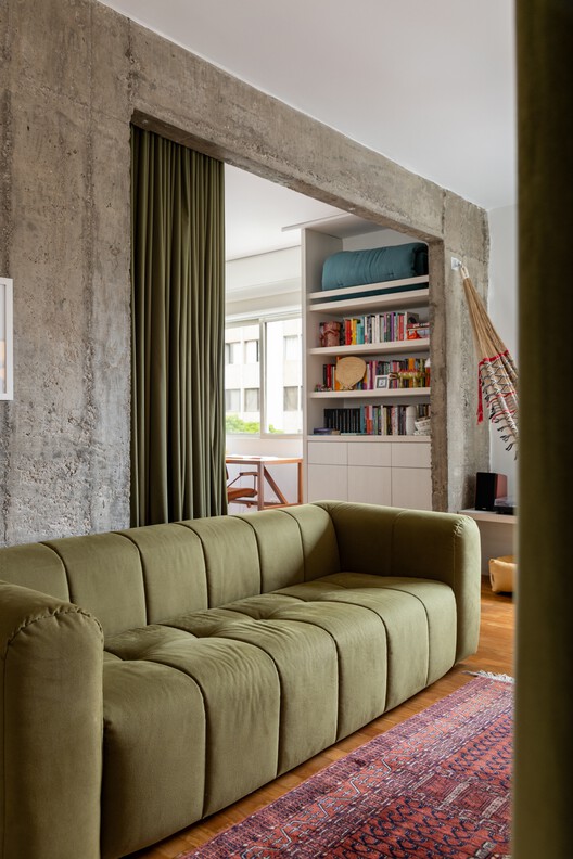 Ric Apartment / Less Estúdio - Interior Photography, Living Room, Wood, Sofa, Chair