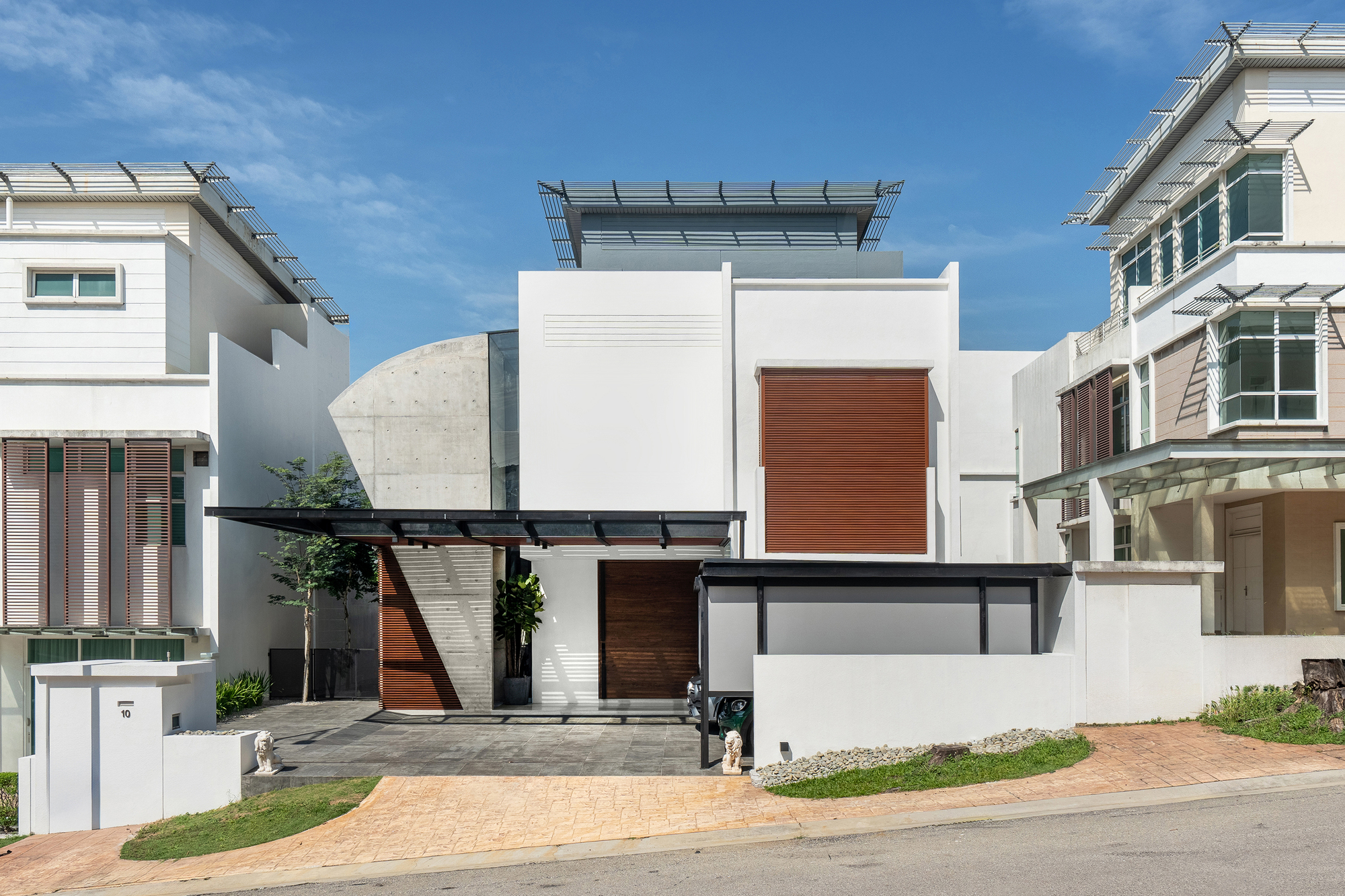 Interface House / Core Design Workshop | ArchDaily
