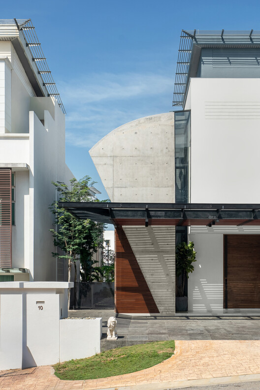 Interface House / Core Design Workshop - Exterior Photography, Balcony