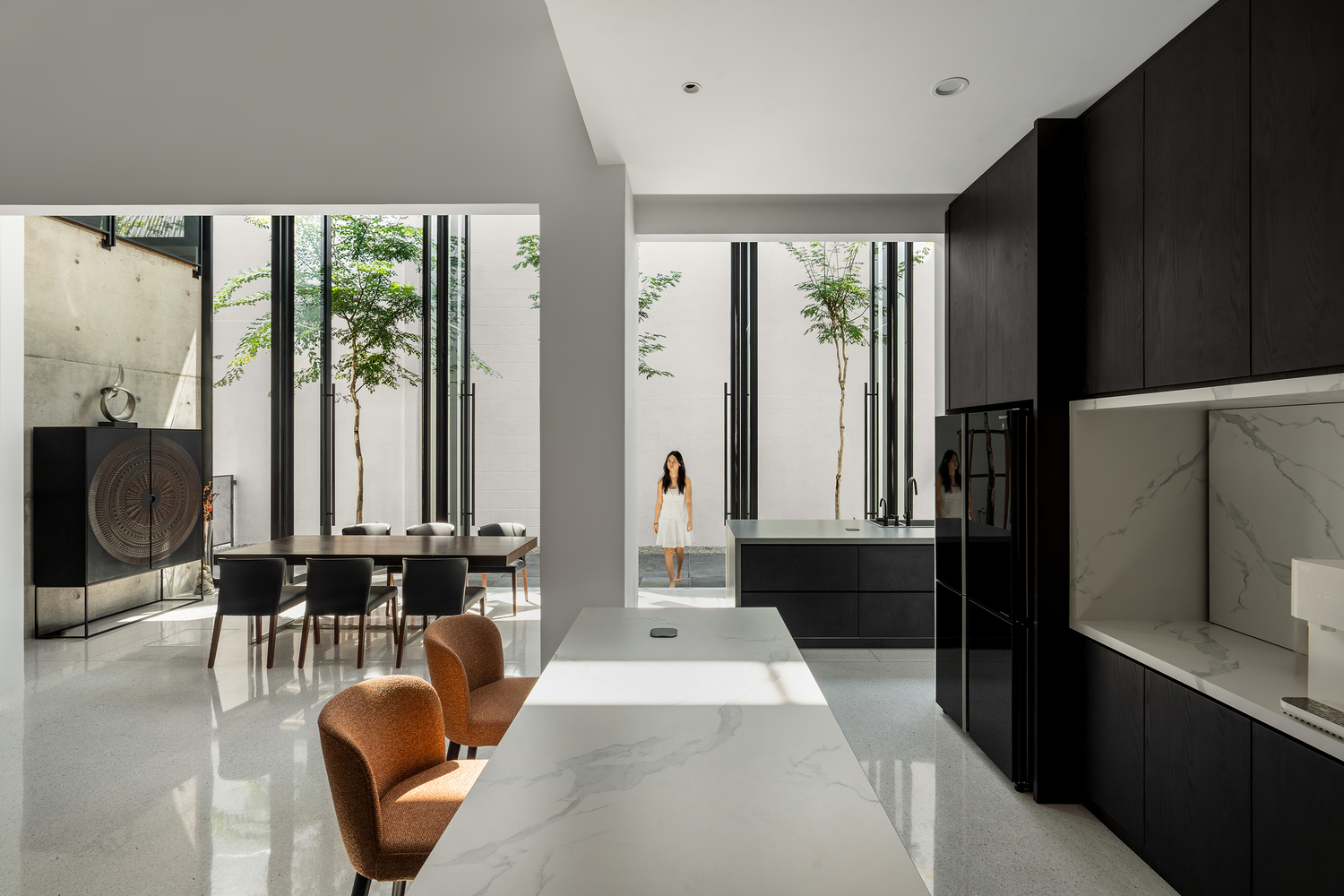Gallery of Interface House / Core Design Workshop - 15
