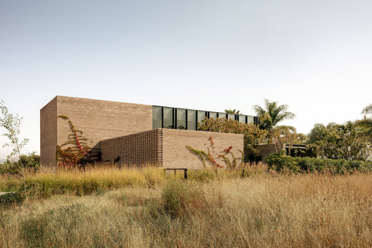 Capuchinas House / LABarq - Image 6 of 27