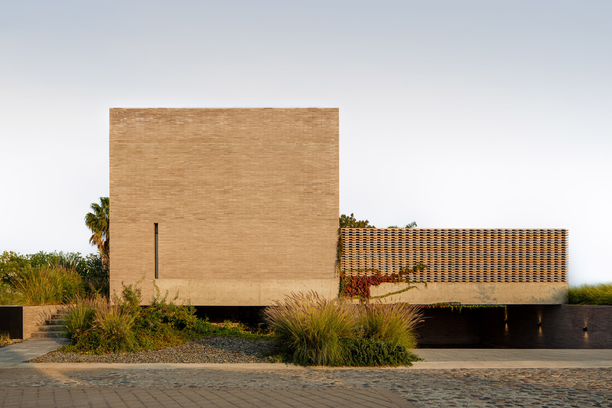 Capuchinas House / LABarq | ArchDaily
