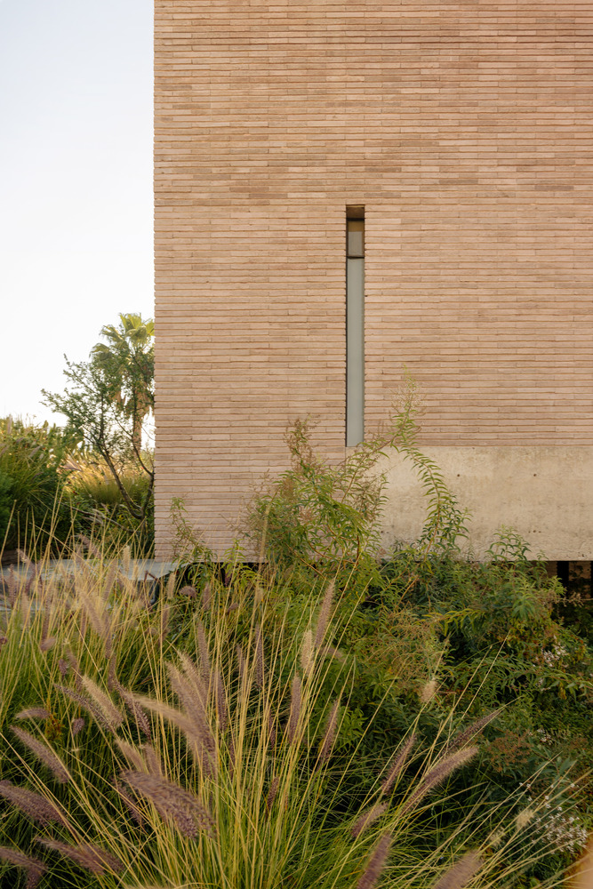 Gallery of Capuchinas House / LABarq - 9
