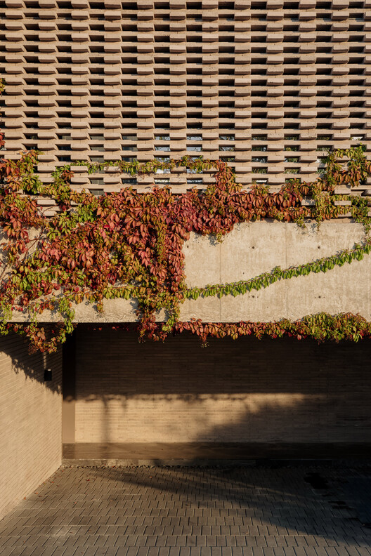 Capuchinas House / LABarq - Image 10 of 27