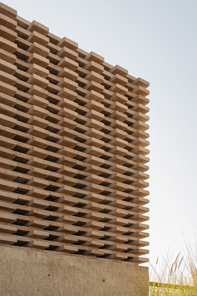 Gallery of Capuchinas House / LABarq - 11
