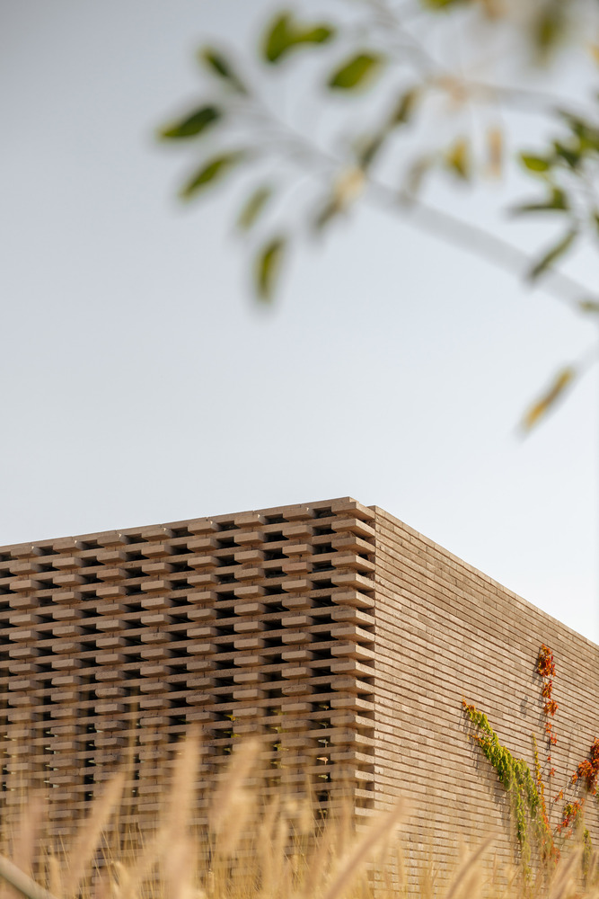 Gallery of Capuchinas House / LABarq - 11