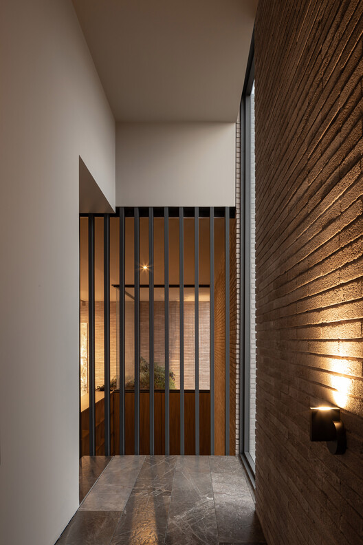 Capuchinas House / LABarq - Interior Photography, Wood