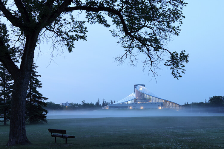 阿西尼博因公园温室花园 / KPMB Architects + Architecture49 - 建筑图
