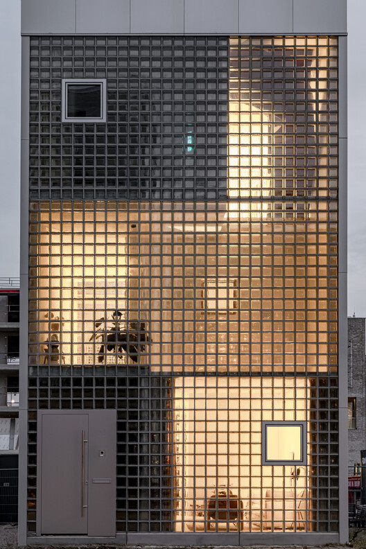 Light House / Studioninedots Light House / Studioninedots - Exterior Photography