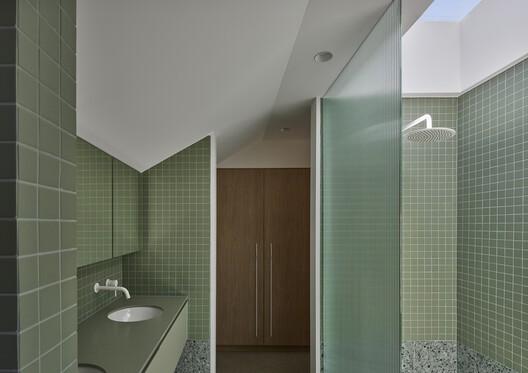 Treehouse / Das Studio - Interior Photography, Bathroom, Glass, Sink