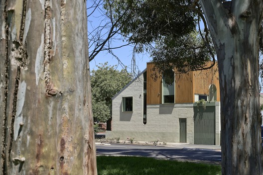 Treehouse / Das Studio - Exterior Photography, Concrete