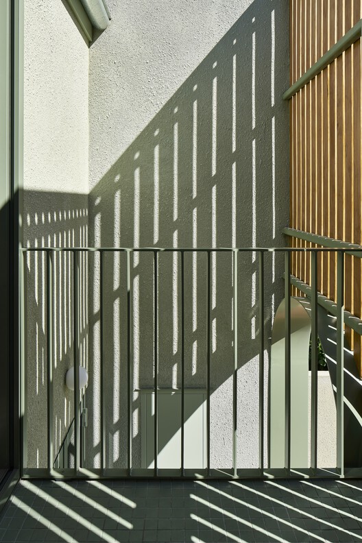 Treehouse / Das Studio - Image 10 of 16