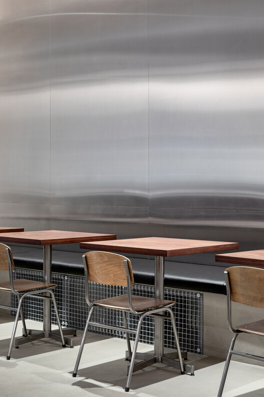 HOOD Café / Ponomarenko Volodymyr HOOD Café / Ponomarenko Volodymyr - Interior Photography, Kitchen, Chair