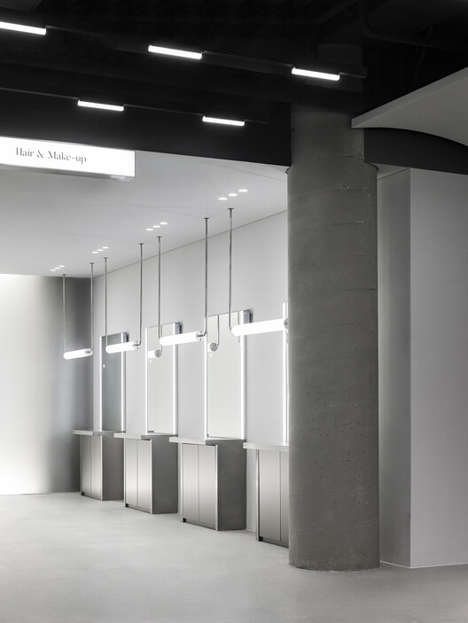 SEOUL FRAME by HE:ARTS / RVMN - Image 13 of 21