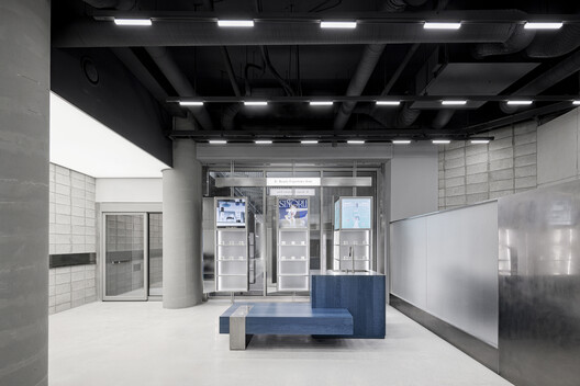 SEOUL FRAME by HE:ARTS / RVMN - Interior Photography, Glass