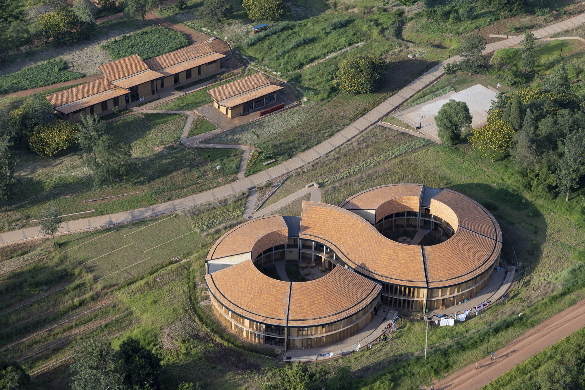 Disciplinary Reflections for a Planet in Transition and a New Airport Terminal in Casablanca: This Week’s Review | ArchDaily