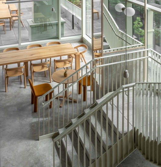 Kaye Residences / Grzywinski+Pons - Interior Photography, Wood, Glass, Chair, Stairs, Handrail