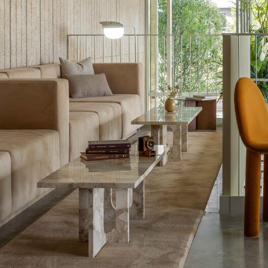 Kaye Residences / Grzywinski+Pons - Interior Photography, Living Room, Wood, Table, Chair