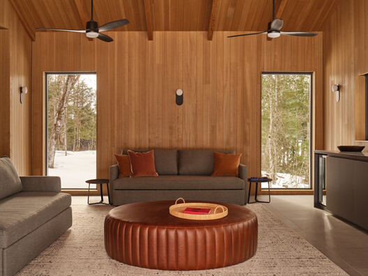 Cardwell Clubhouse / Dubbeldam Architecture + Design - Image 4 of 16