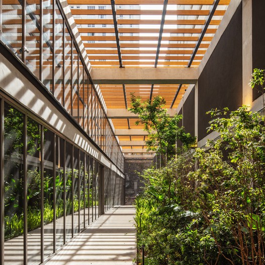 Edifício Capote 210 / Andrade Morettin Arquitetos Associados - Imagem 5 de 31