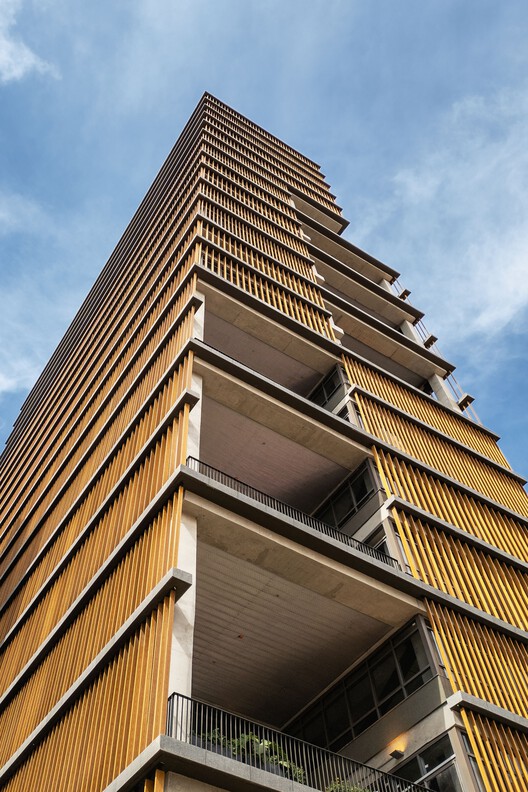 Edifício Capote 210 / Andrade Morettin Arquitetos Associados - Fotografia de Exterior