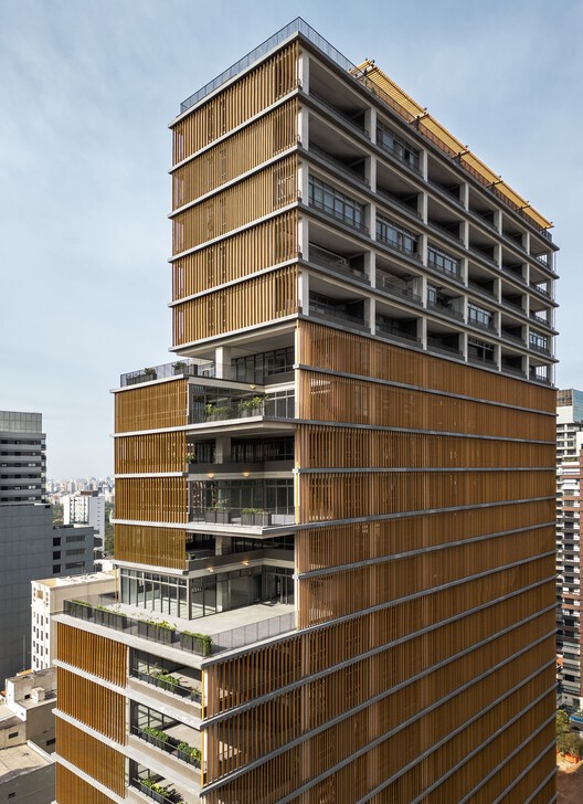 Edifício Capote 210 / Andrade Morettin Arquitetos Associados - Fotografia de Exterior, Fachada
