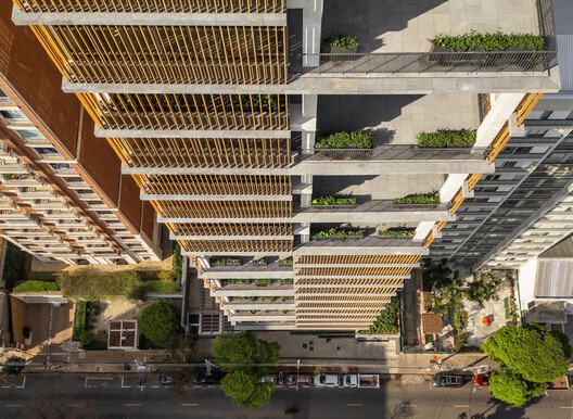 Edifício Capote 210 / Andrade Morettin Arquitetos Associados - Imagem 15 de 31