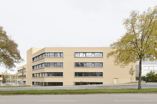 Georg Kerschensteiner Vocational School - Exterior Photography