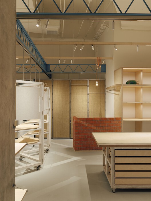 OnLand Shanghai / amass - Interior Photography, Wood, Lighting, Shelving