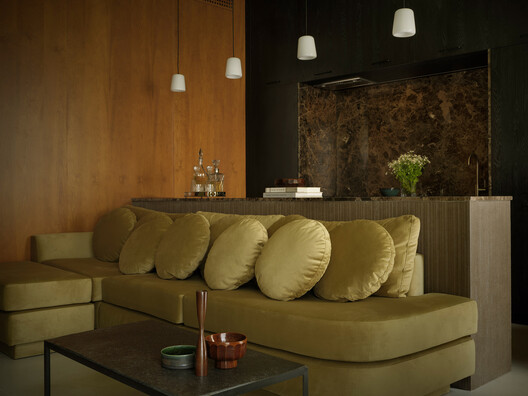 House in Penumbra / Teleno Studio - Interior Photography, Living Room, Wood, Table, Sofa, Lighting
