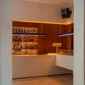 Frissón Cultural Space / On Form Studio - Interior Photography, Cultural Center, Kitchen, Lighting, Countertop