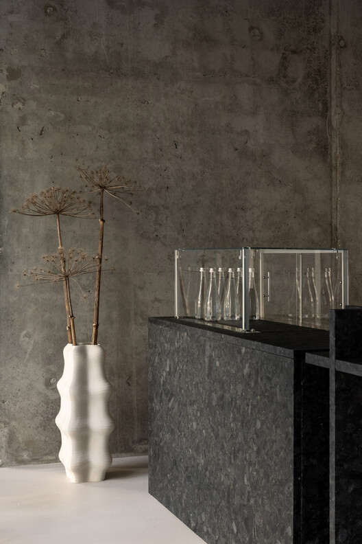 The Extension Atelier / MAVA design - Interior Photography, Concrete