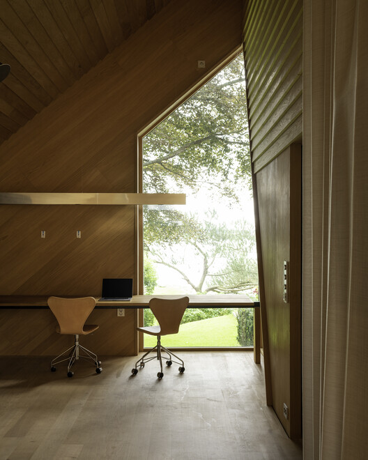 Kiellandsstien Residence / Hoem + Folstad Arkitekter - Interior Photography, Wood, Lighting, Chair
