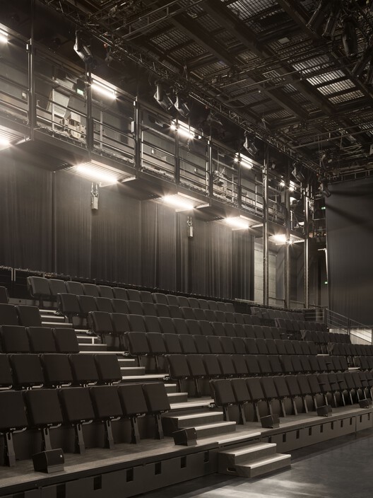 Nanterre-Amandiers National Drama Center Renovation and Rehabilitation / Snøhetta - Image 14 of 20